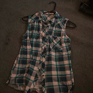 Large short sleeve flannel